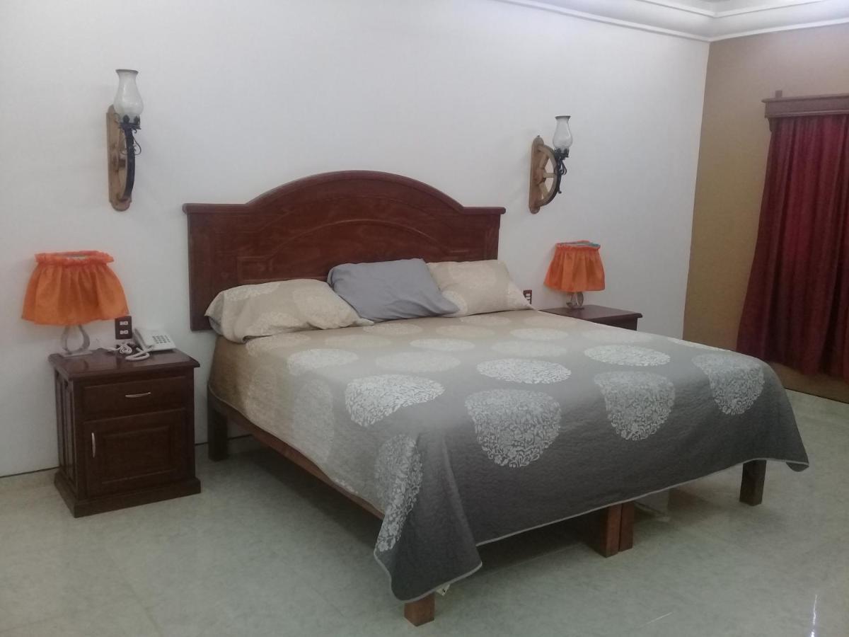Hotel Hacienda Parroquia Ciudad Fernandez Kültér fotó